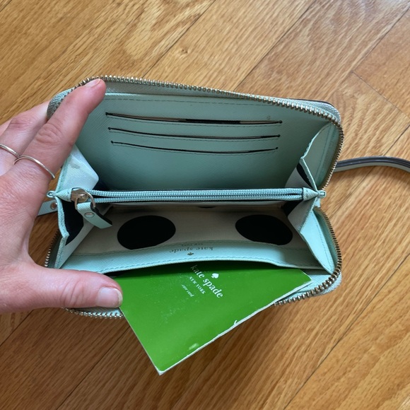 Kate Spade Wallet - Picture 3 of 4